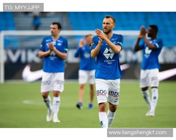 球星单挑足球赛:全球顶级球员激战,精彩对决引爆热血激情 球星单挑足球赛:全球顶级球员激战,精彩对决引爆热血激情