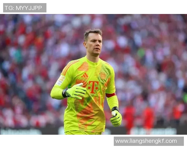 足球历史十大传奇球员全景解析与精彩瞬间回顾