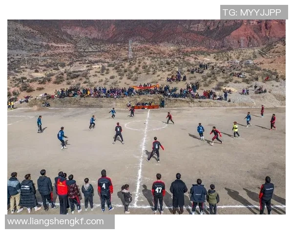 华裔足球星闪耀绿茵场:从亚洲到世界的璀璨之路 华裔足球星闪耀绿茵场:从亚洲到世界的璀璨之路